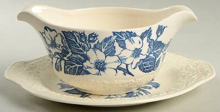 Wild Rose Gravy Boat & Underplate/Relish