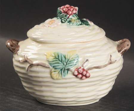 Berry Sugar Bowl & Lid