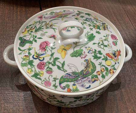 Meadowfield Round Covered Vegetable