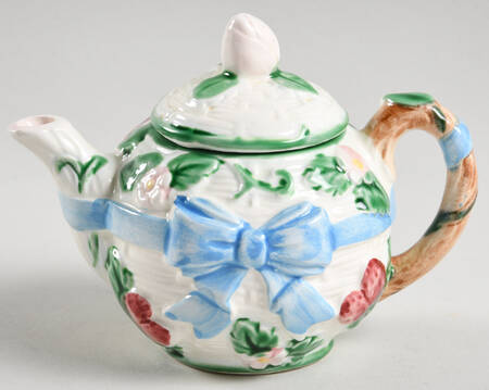 Ribbon & Bow Child's Teapot & Lid