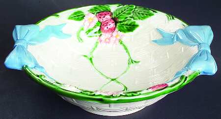 Ribbon & Bow Lugged Cereal Bowl