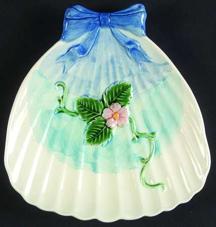 Ribbon & Bow Canape Plate