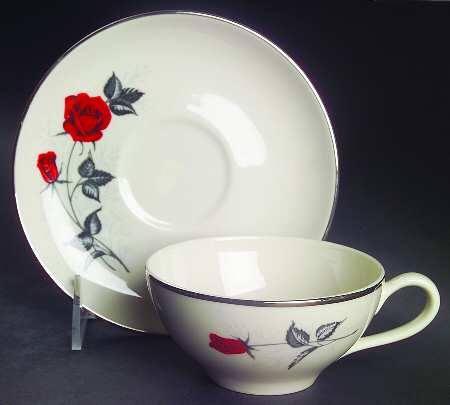Flat Cup & Saucer Set