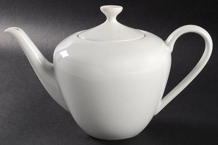 White Teapot & Lid