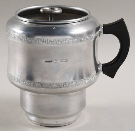 Autumn Leaf Metal Drip with Handle for Coffee Pot