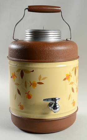 Autumn Leaf Tin Picnic Thermos & Lid