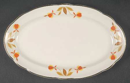 Autumn Leaf Underplate for Ruffled D Pickle Dish/Gravy Boat