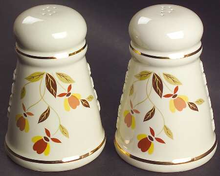 Autumn Leaf 2002 Collector Club Salt & Pepper