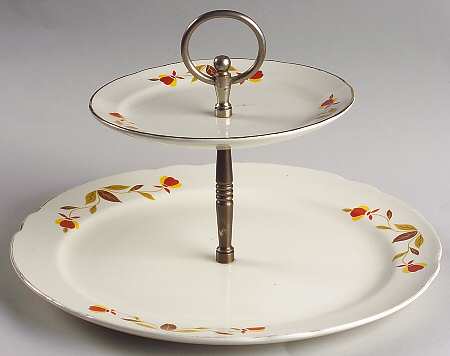 Autumn Leaf Ruffled D 2 Tier Tidbit, 10" Dinner & Bread Plates