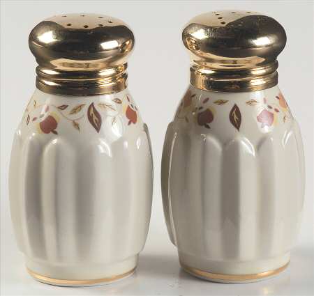 Autumn Leaf Fluted Salt and Pepper Set with Lids