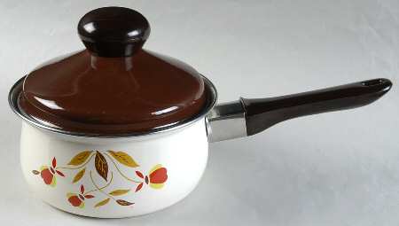 Autumn Leaf 1.5 Quart Metal Covered Saucepan