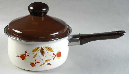 Autumn Leaf 2 Quart Metal Covered Saucepan