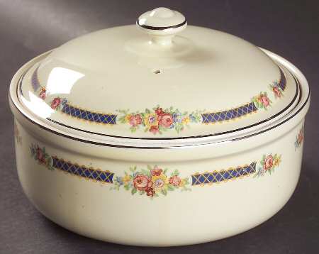 Blue Bouquet (Platinum Trim) #77 2 Qt Round Casserole & Lid by Hall