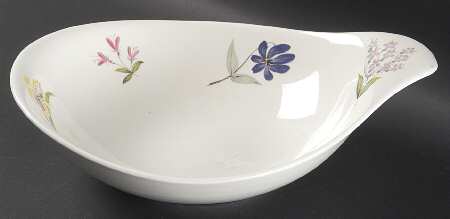 Bouquet 11" Lugged Oval Baker/Vegetable Bowl