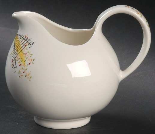 Buckingham Creamer