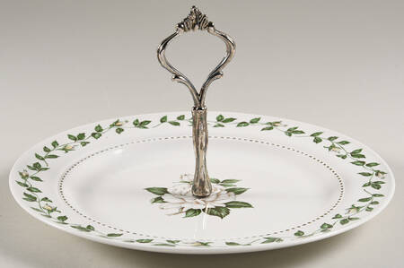 Cameo Rose Round Serving Plate with Handle (DP)