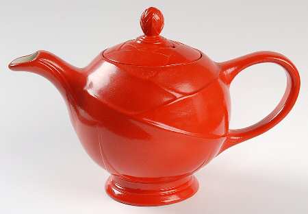 Chinese Red Moderne Teapot & Lid