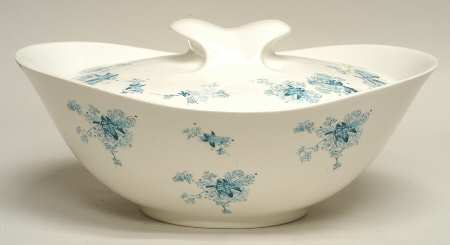 Frost Flowers Oval Covered Vegetable