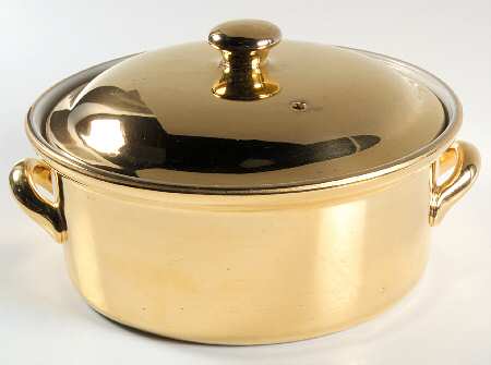 Golden Glo 1.5 Qt Round Covered Casserole