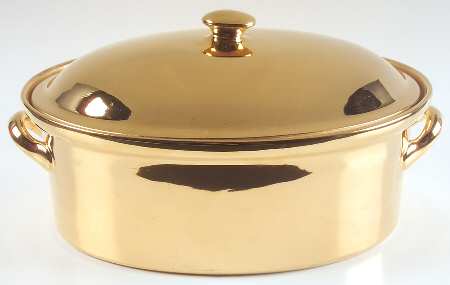 Golden Glo 3 Quart Oval Covered Casserole