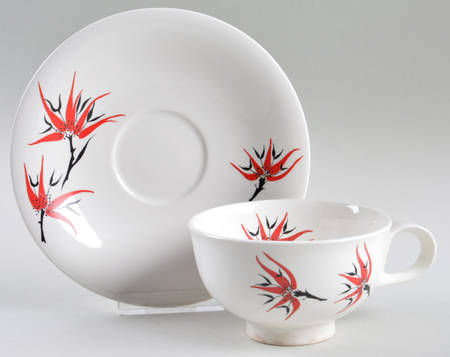 Holiday Footed Cup & Saucer Set