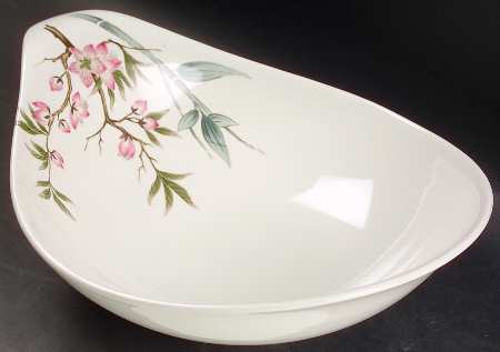 Peach Blossom (Classic Shape) 11" Lugged Oval Baker/Vegetable Bowl