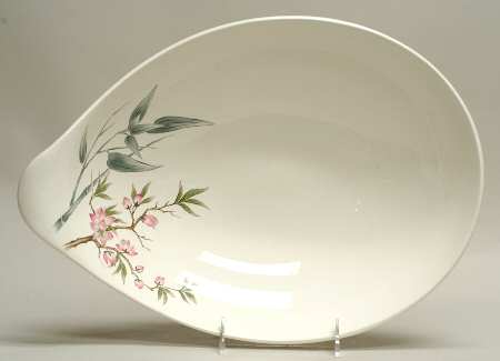 Peach Blossom (Classic Shape) 14" Large Salad Serving Bowl