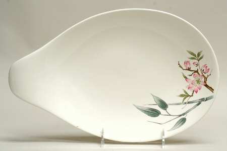 Peach Blossom (Classic Shape) 12" Oval Serving Platter