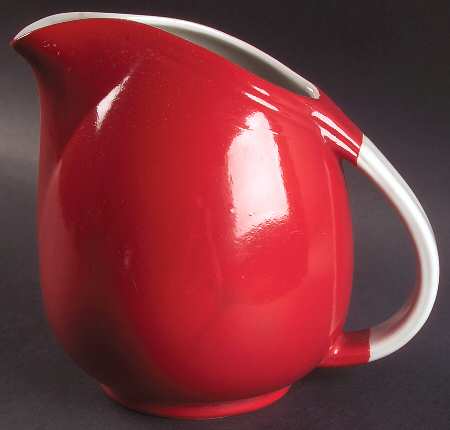 Pert Chinese Red 32 Oz Medium Sani-Grid Jug