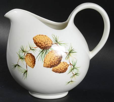 Pinecone 40 Oz Jug