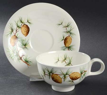 Pinecone Footed Cup & Saucer Set
