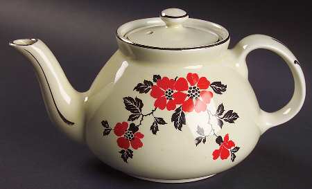 Red Poppy (Platinum Ring) 1-4 Cup Mini New York Teapot & Lid