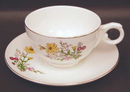 Richmond Brown Eyed Susan Footed Cup & Saucer Set