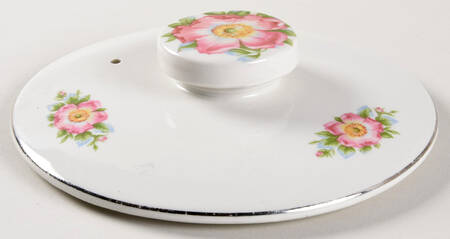 Rose White Lid for 2.5 Quart Round Tab Handle Casserole