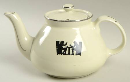 Silhouette 1-4 Cup Mini New York Teapot & Lid