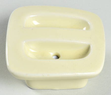 Silhouette Lid for Automobile Teapot