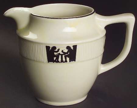 Silhouette 24 Oz Medallion Jug #3