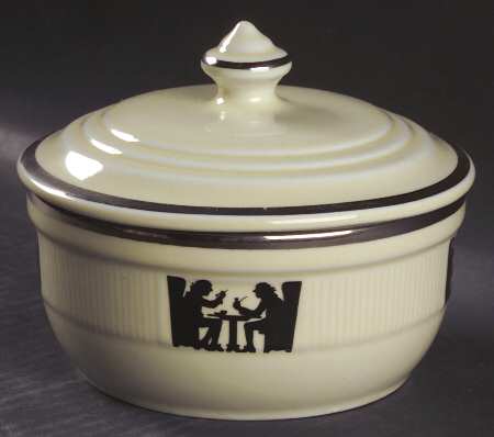 Silhouette Medallion Drip & Lid