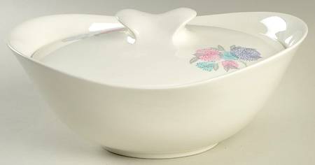 Spring 1.25 Quart Oval Covered Casserole