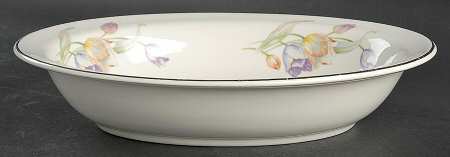 Tulip 10" Oval Vegetable Bowl