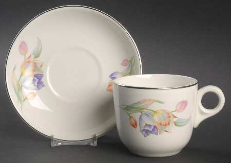 Tulip St Denis Cup & Saucer Set