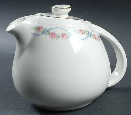 Wildfire (Gold Trim) 5-6 Cup Sani-Grid Teapot & Lid