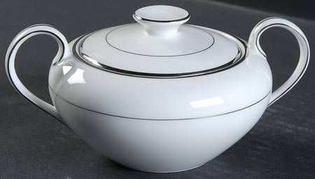 Crestline Sugar Bowl & Lid
