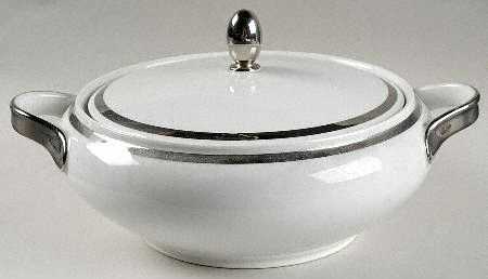 Patrician Round Covered Vegetable