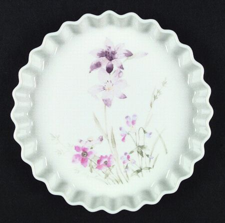 Lily Bouquet Quiche Dish