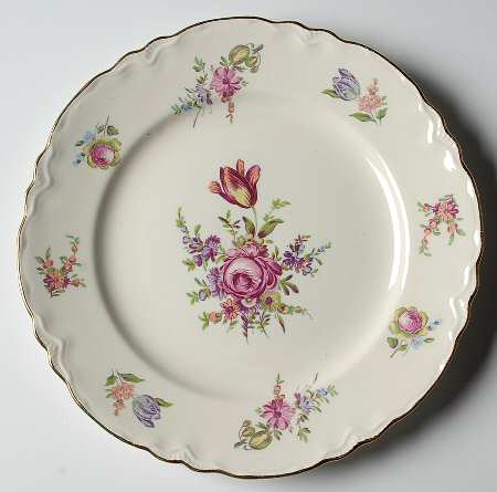 Priscilla Cream (Scalloped) Salad Plate