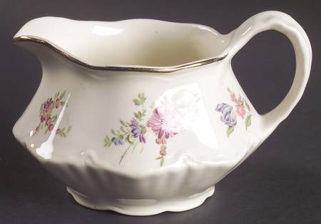 Priscilla Cream (Scalloped) Creamer