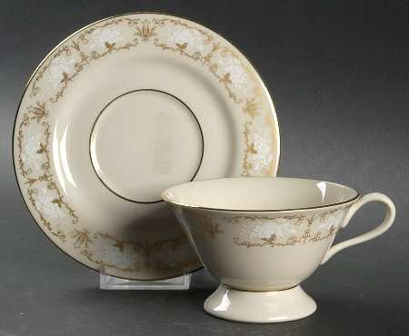 Brentwood Castles Footed Cup & Saucer Set