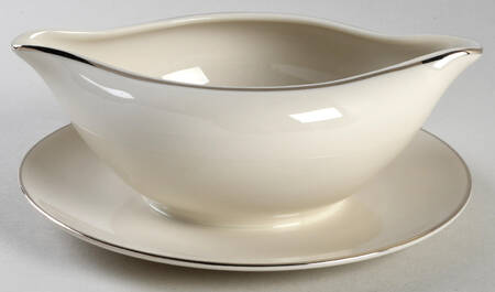 Harmony Gravy Boat with Attached Underplate