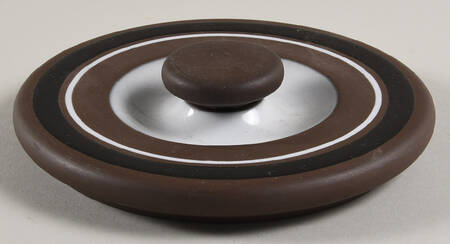Contrast Lid for Individual Casserole
